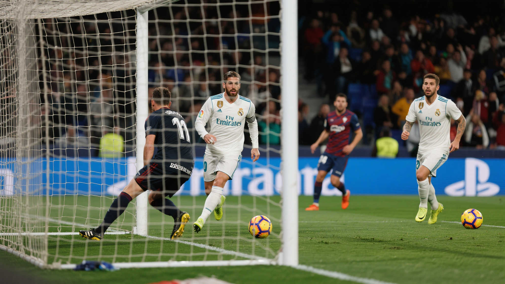 贝林厄姆建功,居勒尔闪耀!皇马3-1逆袭帕丘卡勇夺世俱杯首胜 而这一进球不仅打开了皇马取胜的大门,更激励了整个球